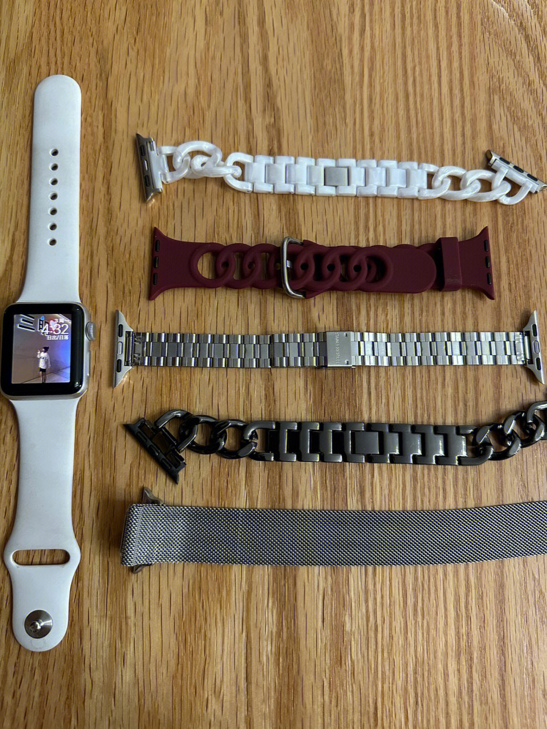 人气最高的10款Apple Watch表带实测:从运动到商务,哪款最值得买? 人气最高的10款Apple Watch表带实测:从运动到商务,哪款最值得买?